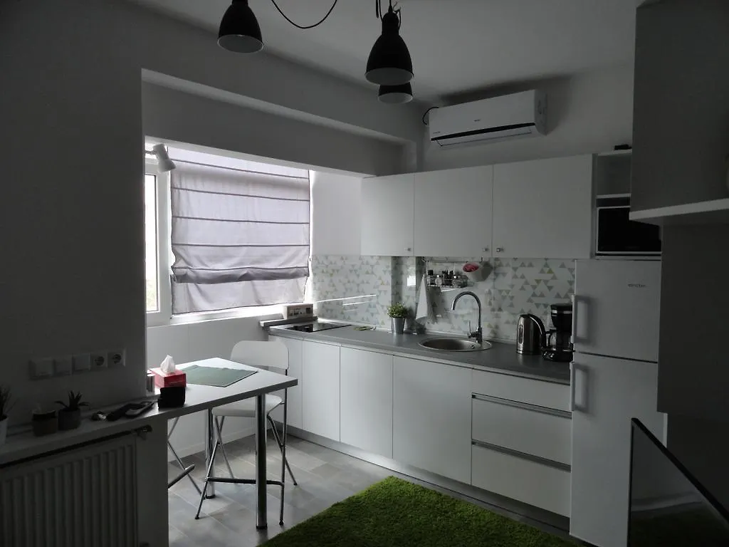 Cozy Central Studio Bucharest 0*,  Romania